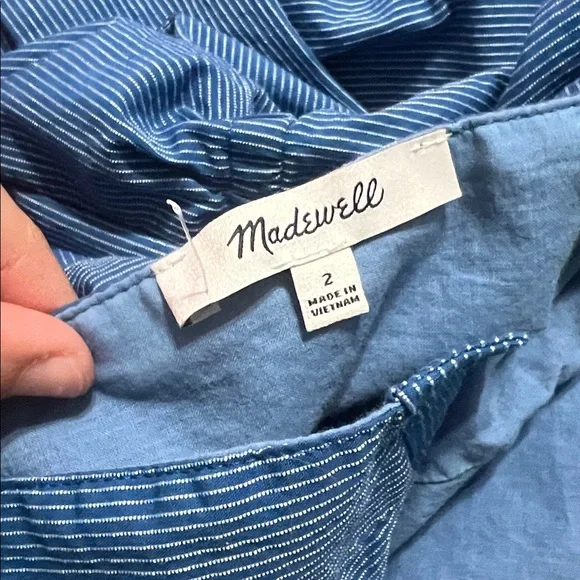 Madewell Button-Front Tiered Midi Dress in Stripe
ADD TO HEARTS - Picture 6 of 12